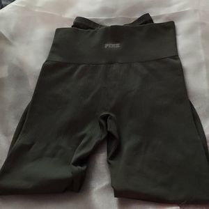 PINK VICTORIA  SECRET LEGGINGS ULTIMATE XS